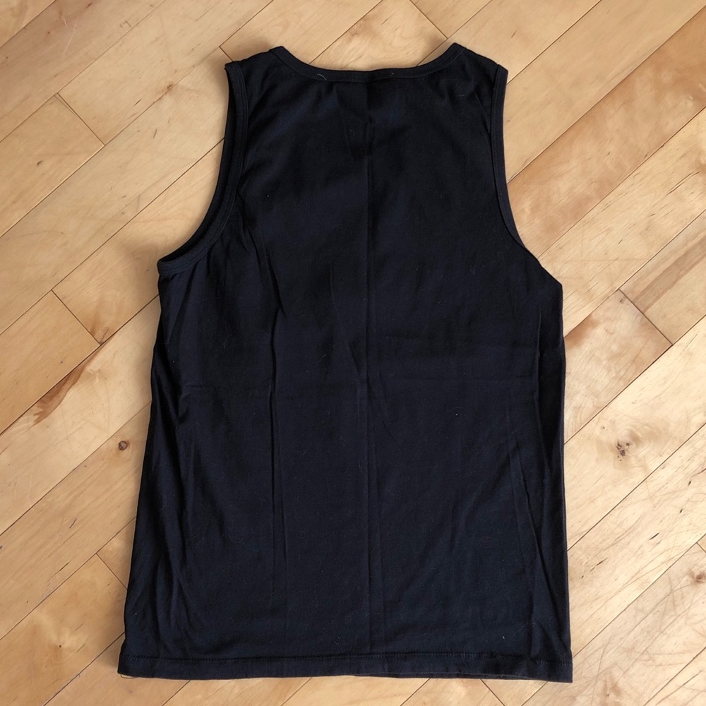 Graphic Tank Top - Picture 2 of 3